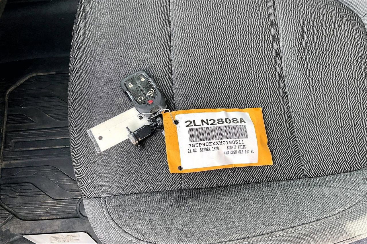 Used 2021 GMC Sierra 1500 Elevation image 32
