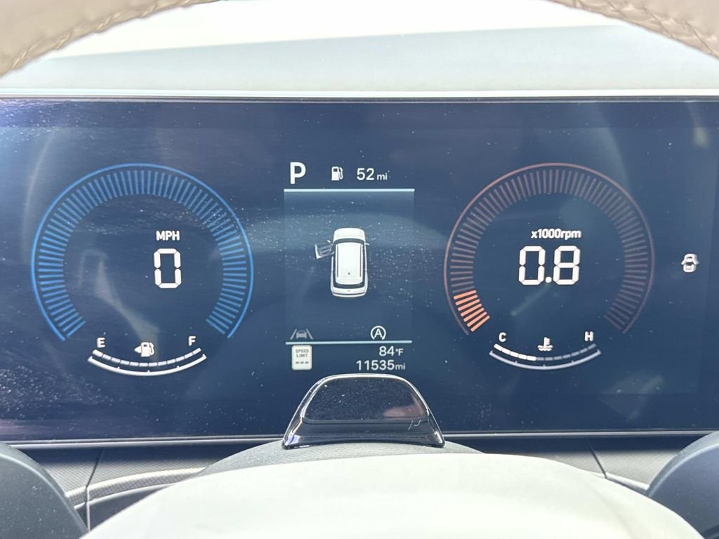 Certified 2025 Hyundai Santa Fe SEL image 18