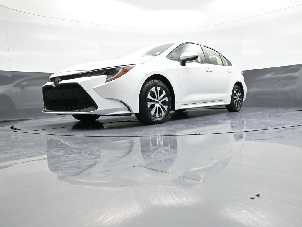 Certified 2020 Toyota Corolla LE FWD image 24