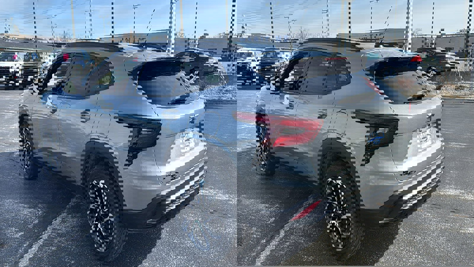 Used 2025 Chevrolet Trax RS w/ Driver Confidence Package image 7