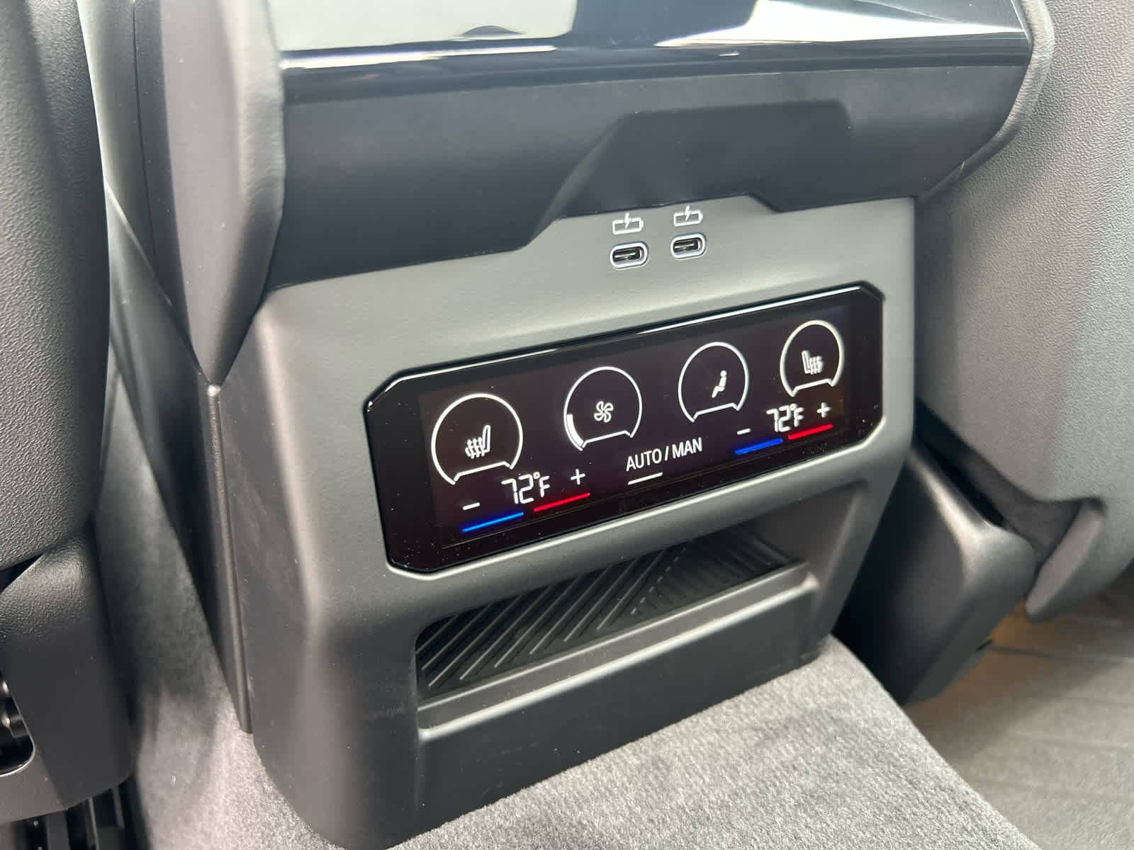 Used 2026 BMW 550e xDrive image 20