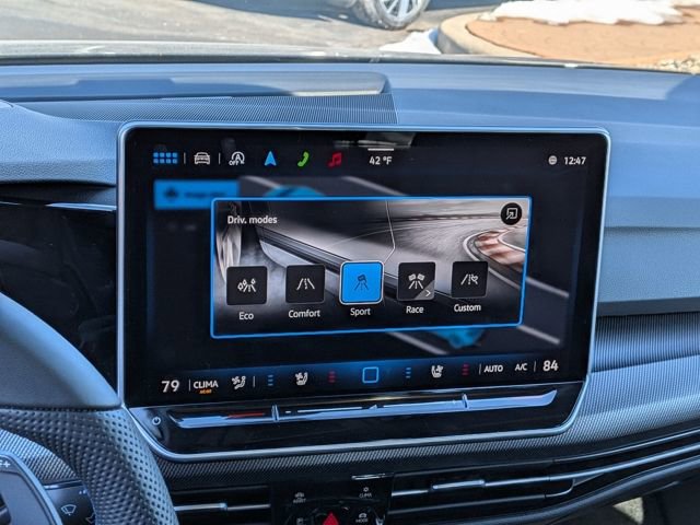 New 2026 Volkswagen Golf image 23