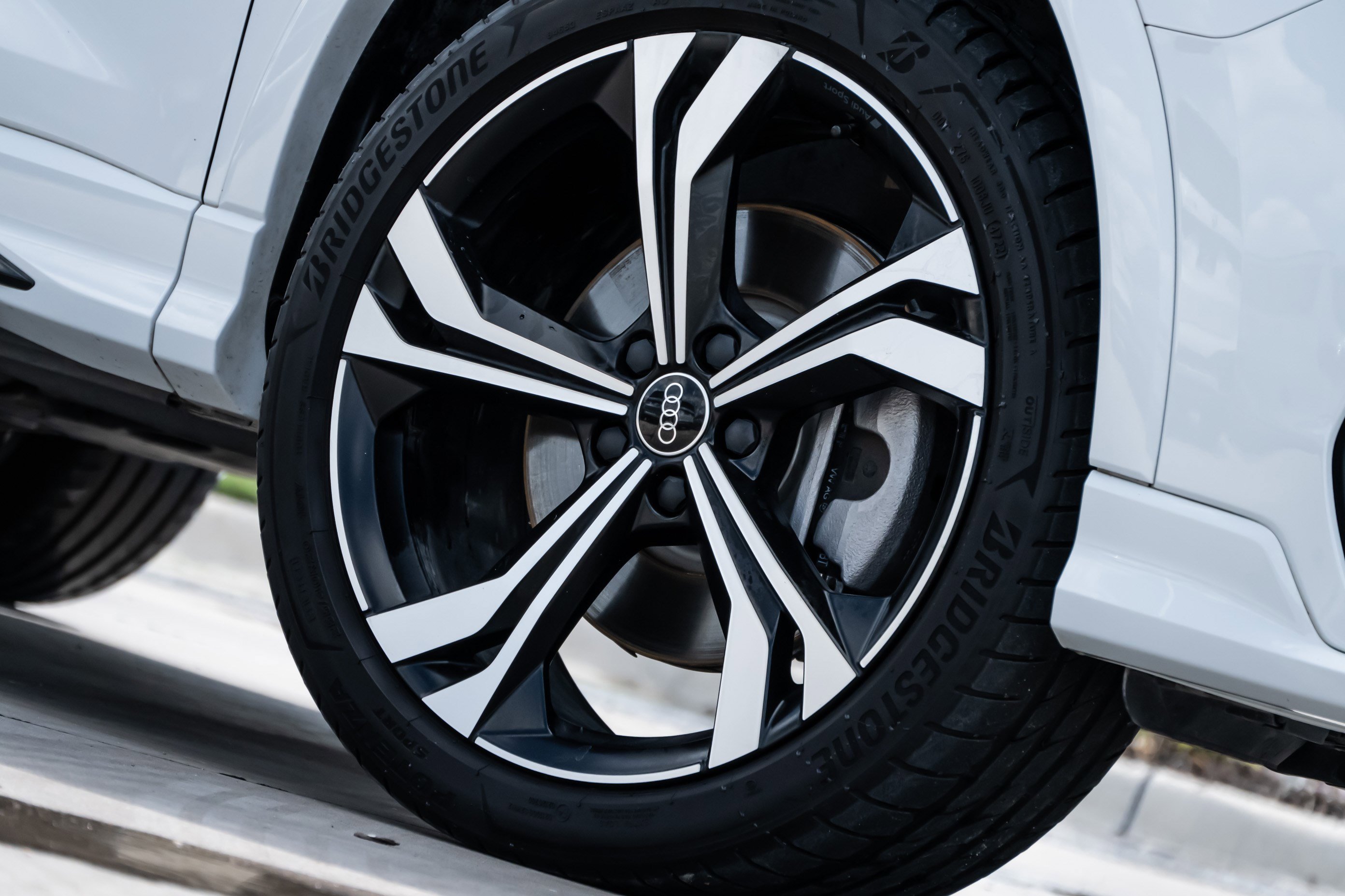 Used 2024 Audi Q3 2.0T Premium Plus image 9