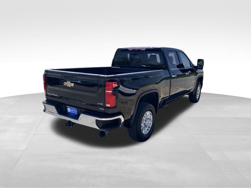 Used 2024 Chevrolet Silverado 2500 LTZ w/ LTZ Premium Package AWD/4WD image 7