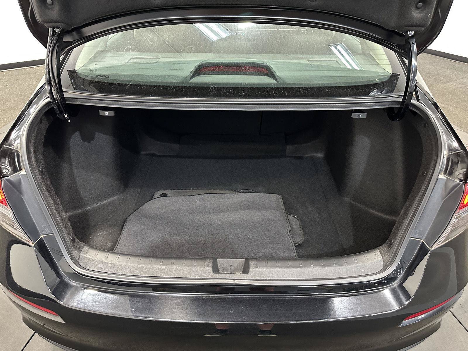 Certified 2022 Honda Civic EX image 28
