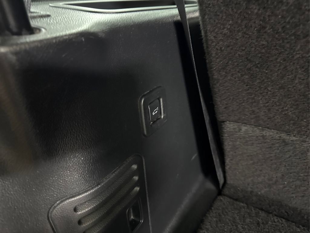 Used 2017 Ford Expedition Platinum image 15