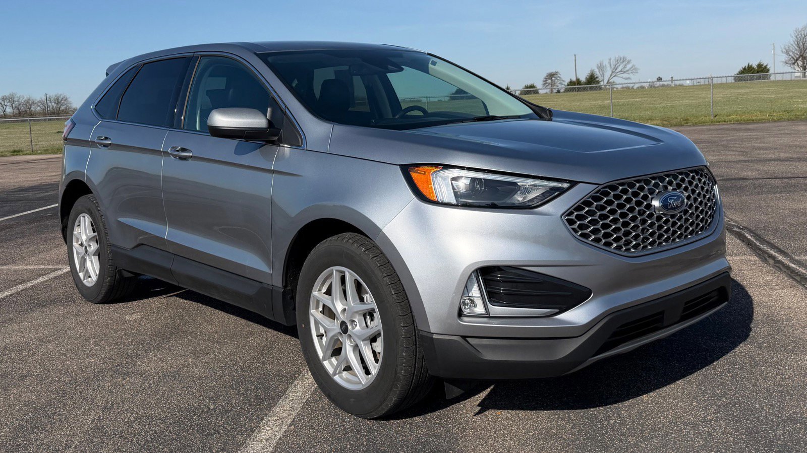 Certified 2024 Ford Edge SEL w/ Convenience Package image 1