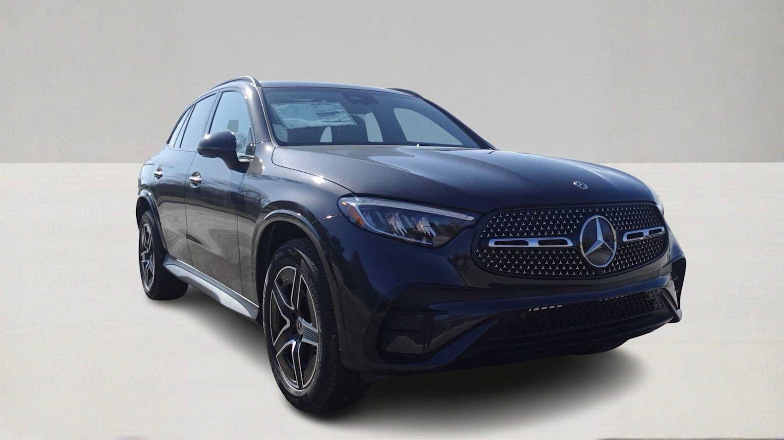 New 2026 Mercedes-Benz GLC 300 4MATIC image 3