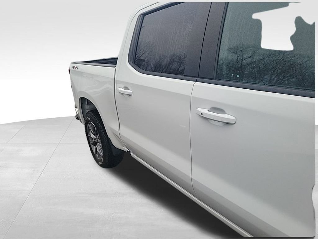 Used 2021 Chevrolet Silverado 1500 LT image 12