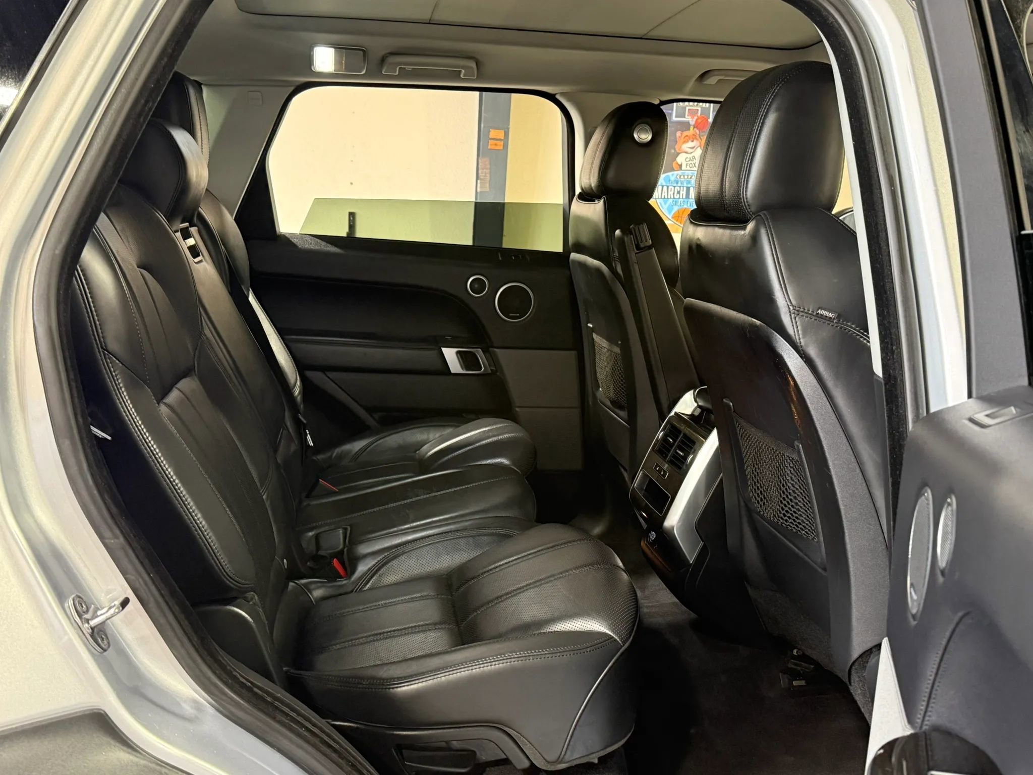 Used 2017 Land Rover Range Rover Sport HSE AWD/4WD image 16