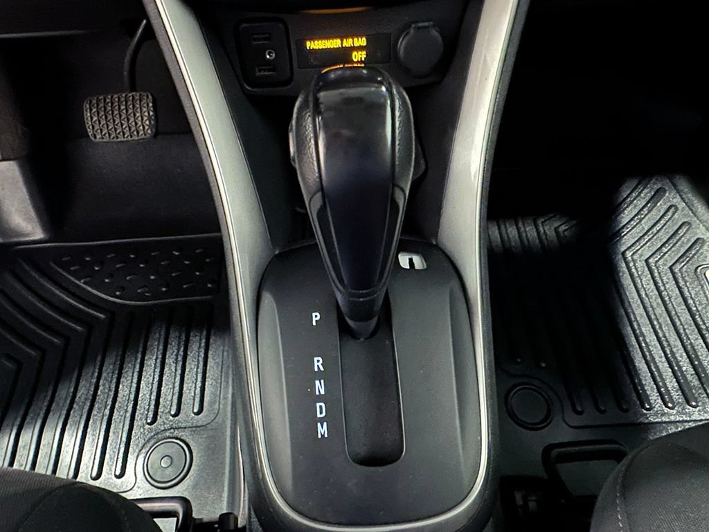 Used 2020 Chevrolet Trax LS FWD image 33