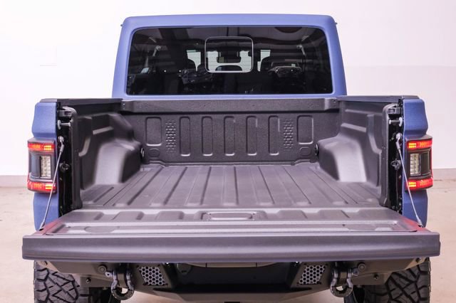 Used 2025 Jeep Gladiator Sport AWD/4WD image 45
