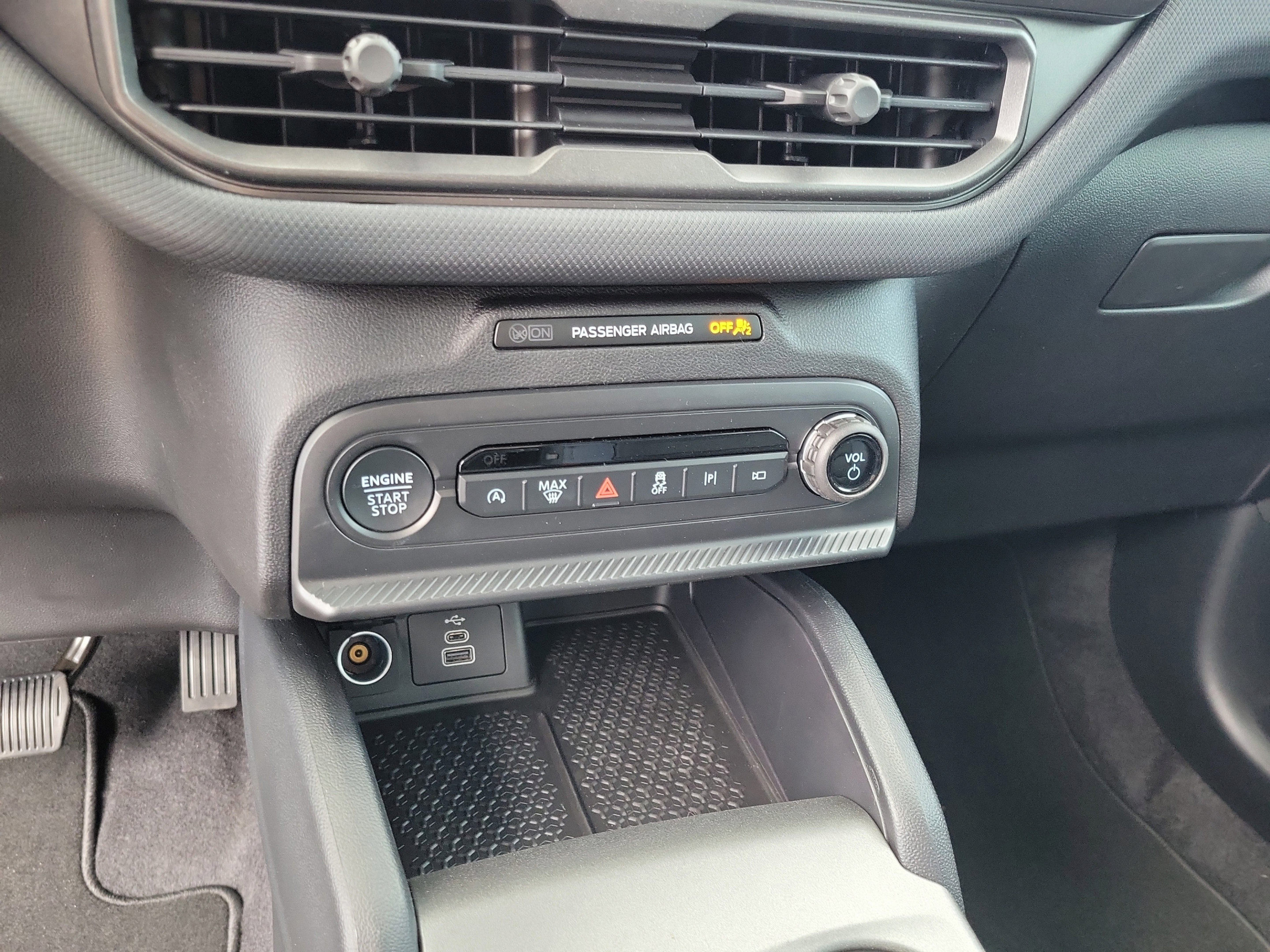 New 2026 Ford Bronco Sport Outer Banks w/ Outer Banks Tech Package+ AWD/4WD image 17