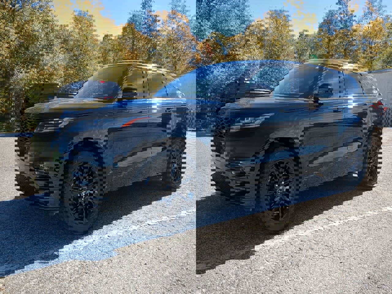 Used 2020 Land Rover Range Rover Velar R-Dynamic S image 6