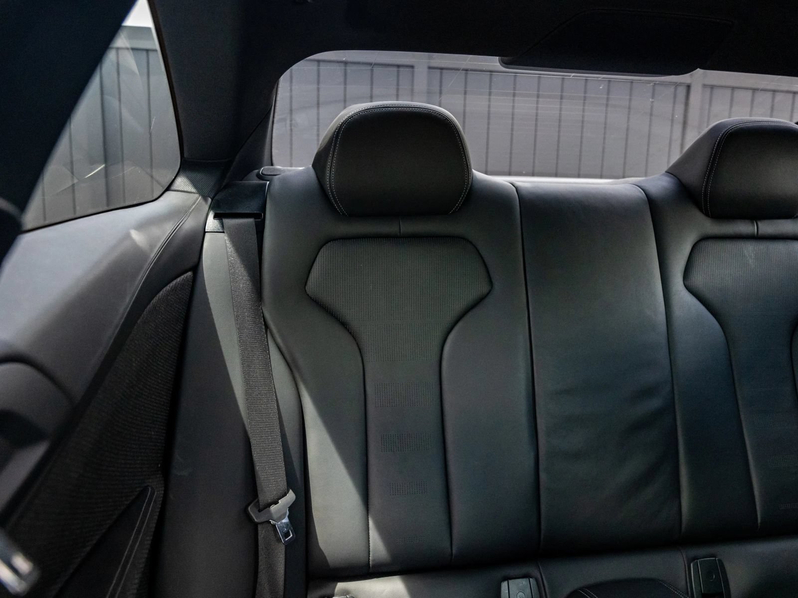 Used 2019 BMW M4 CS RWD image 43