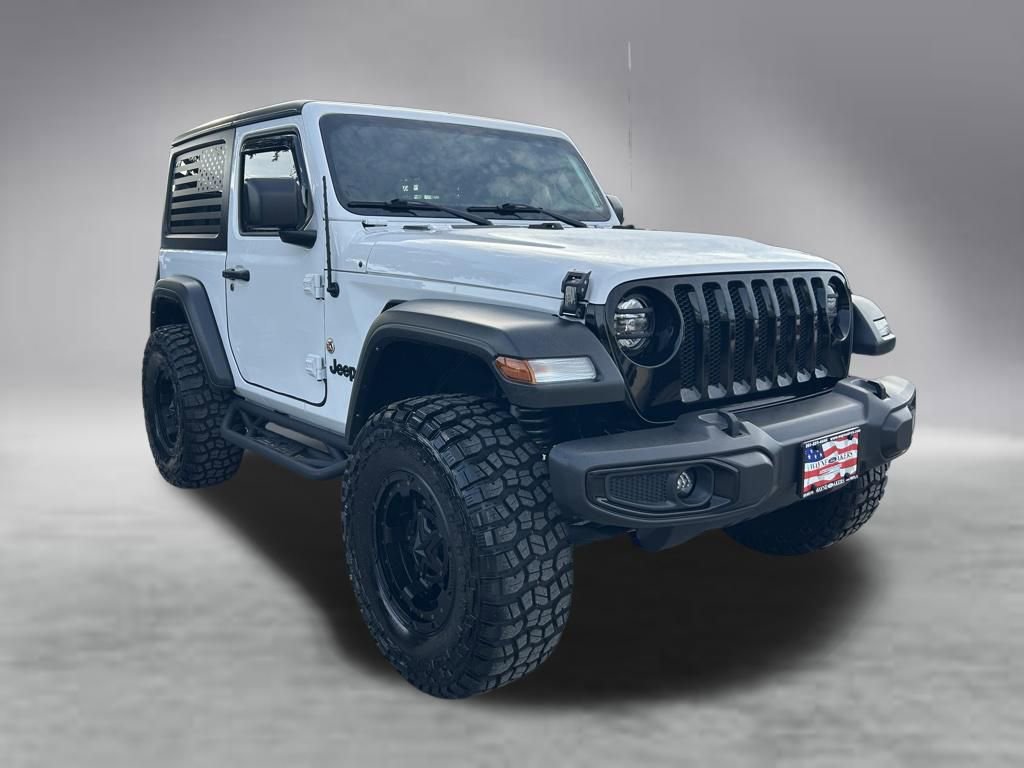 Used 2022 Jeep Wrangler Sport AWD/4WD image 2