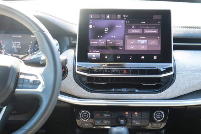 Used 2023 Jeep Compass Sport image 14