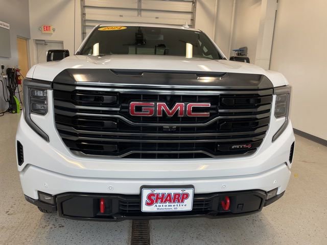 Used 2024 GMC Sierra 1500 AT4 w/ AT4 Premium Package image 4
