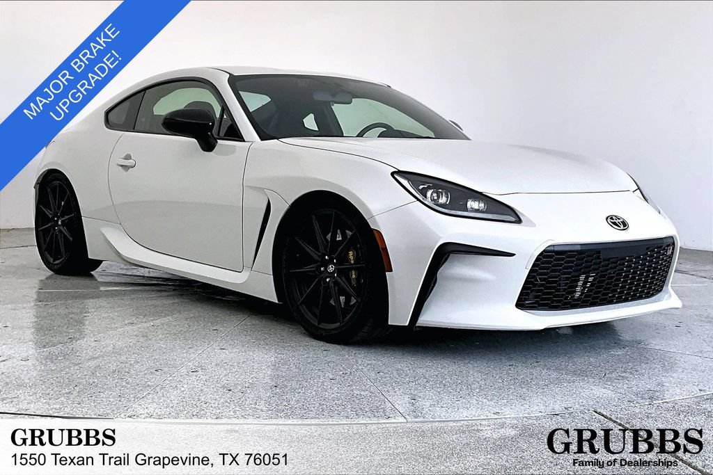Used 2023 Toyota GR86 Premium w/ ALL Weather Mat Package (TMS) RWD video 1
