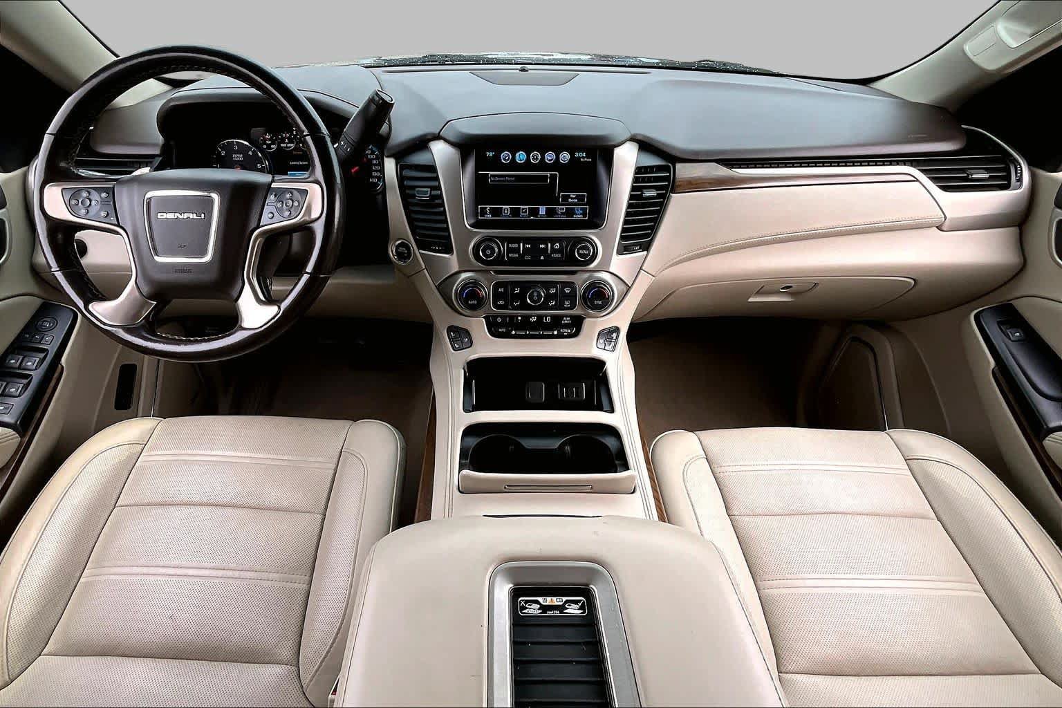 Used 2019 GMC Yukon Denali w/ Denali Ultimate Package RWD image 16