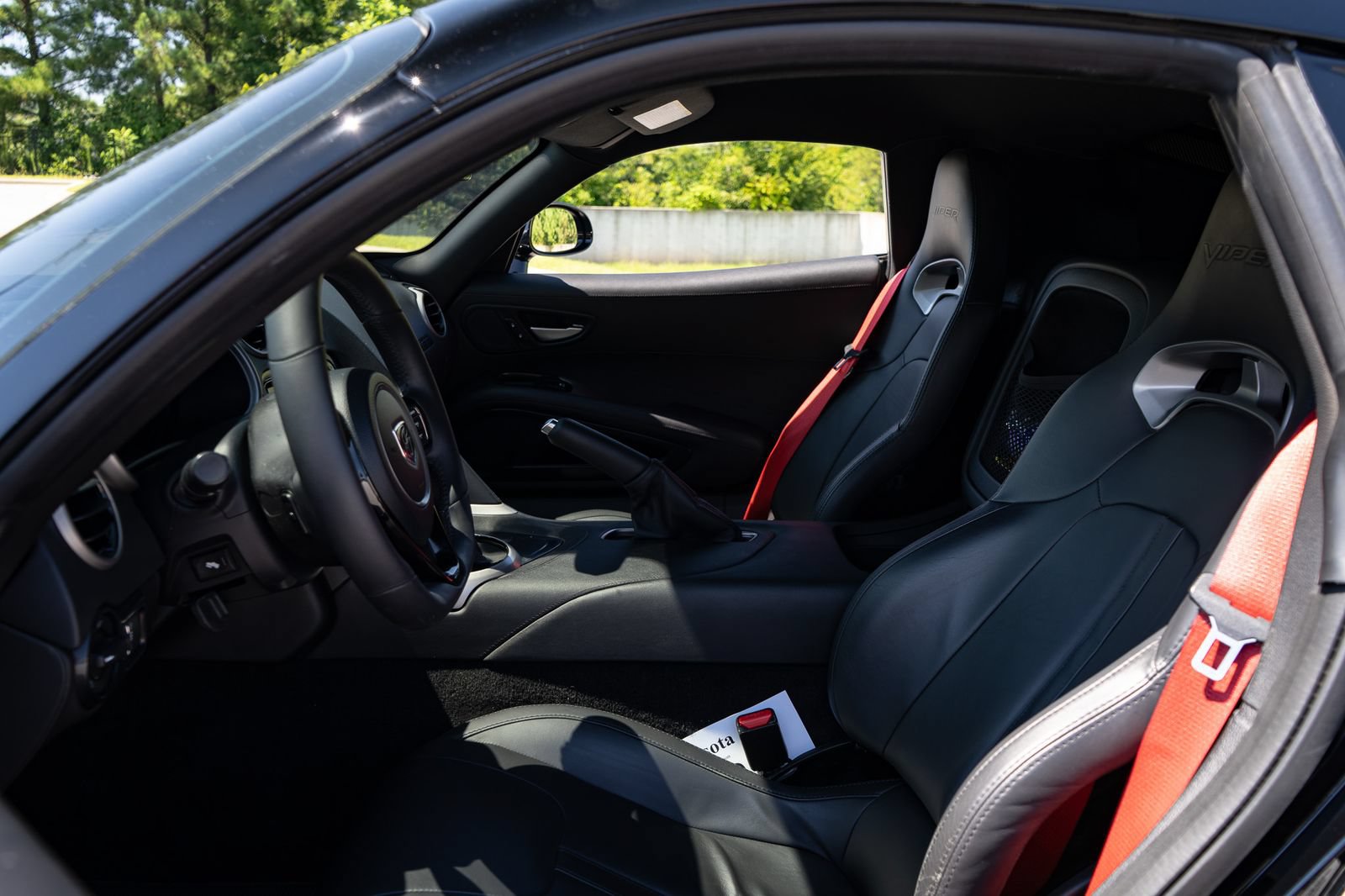 Used 2014 SRT Viper SRT-10 w/ Advanced Aerodynamics Package RWD image 32