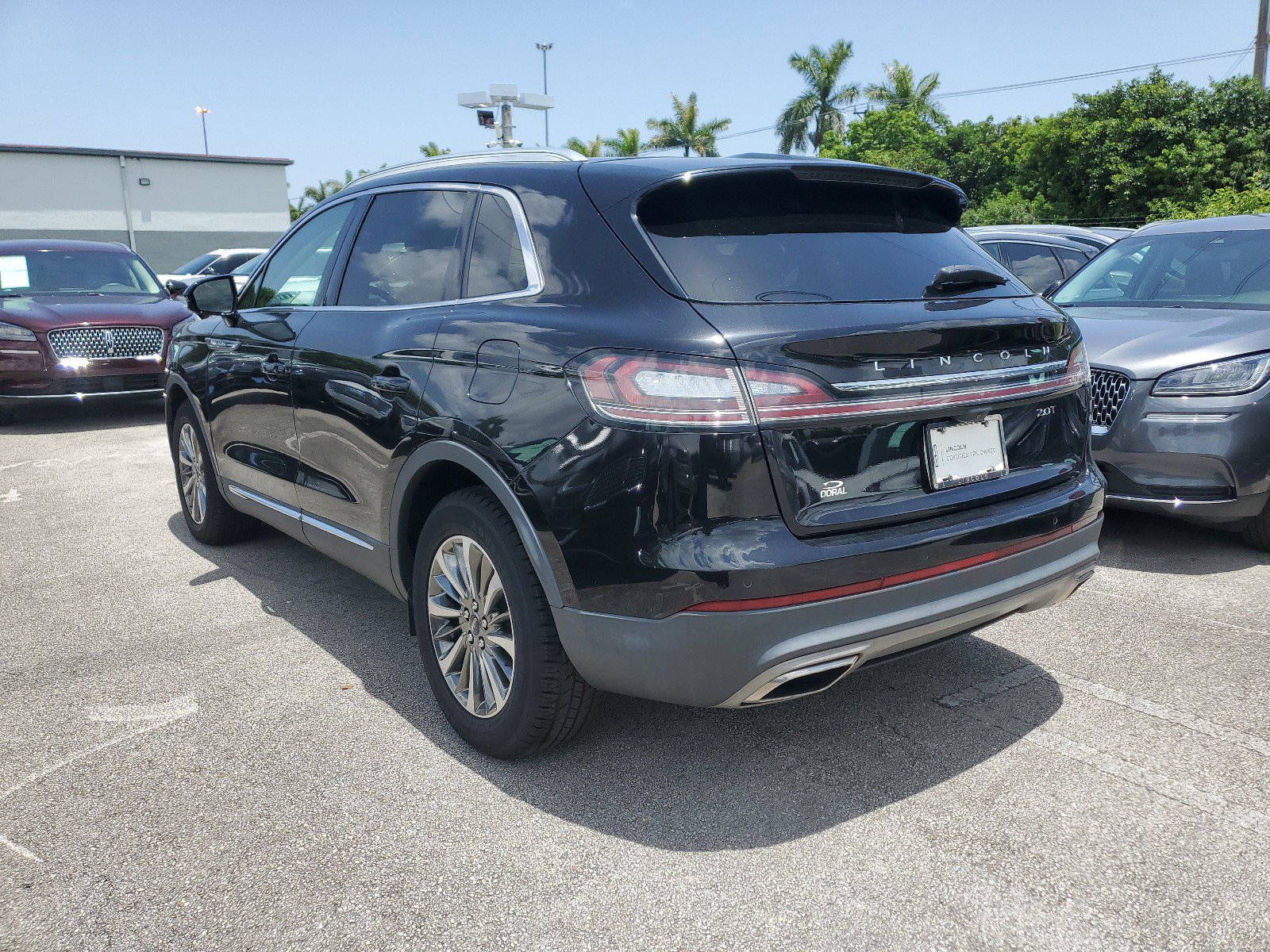Used 2019 Lincoln Nautilus Select image 4