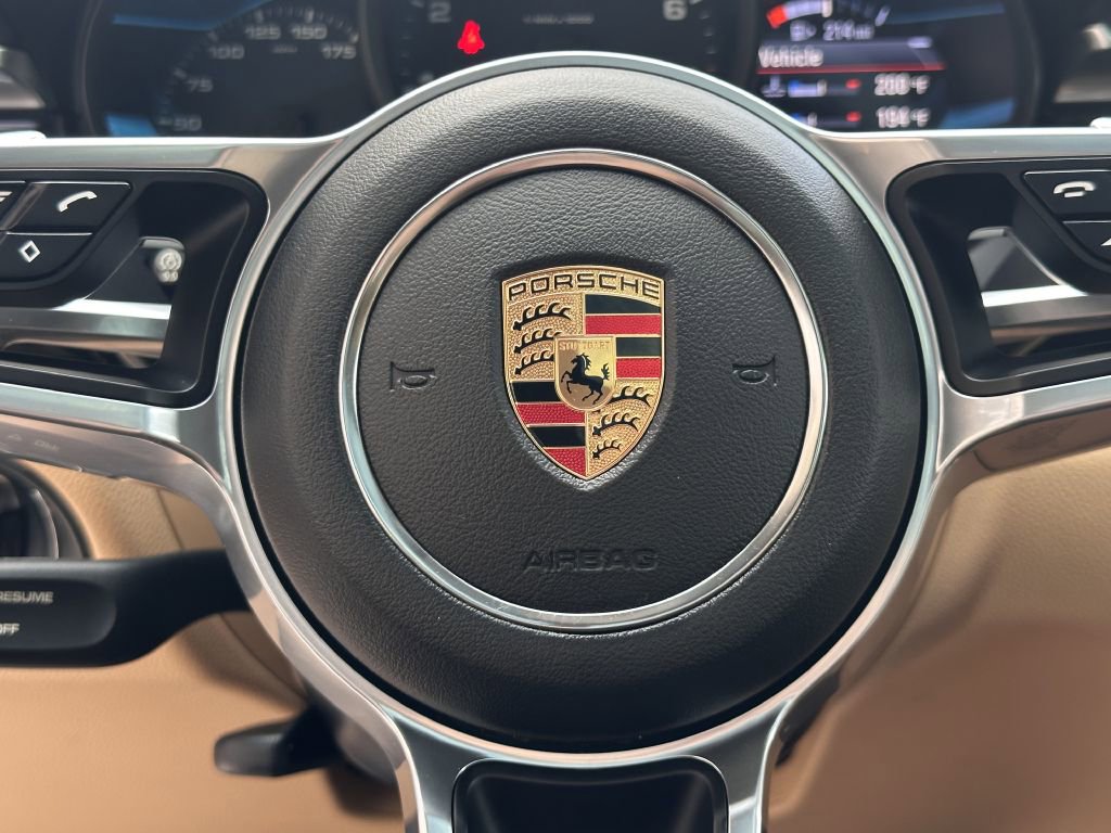 Used 2017 Porsche Macan image 33