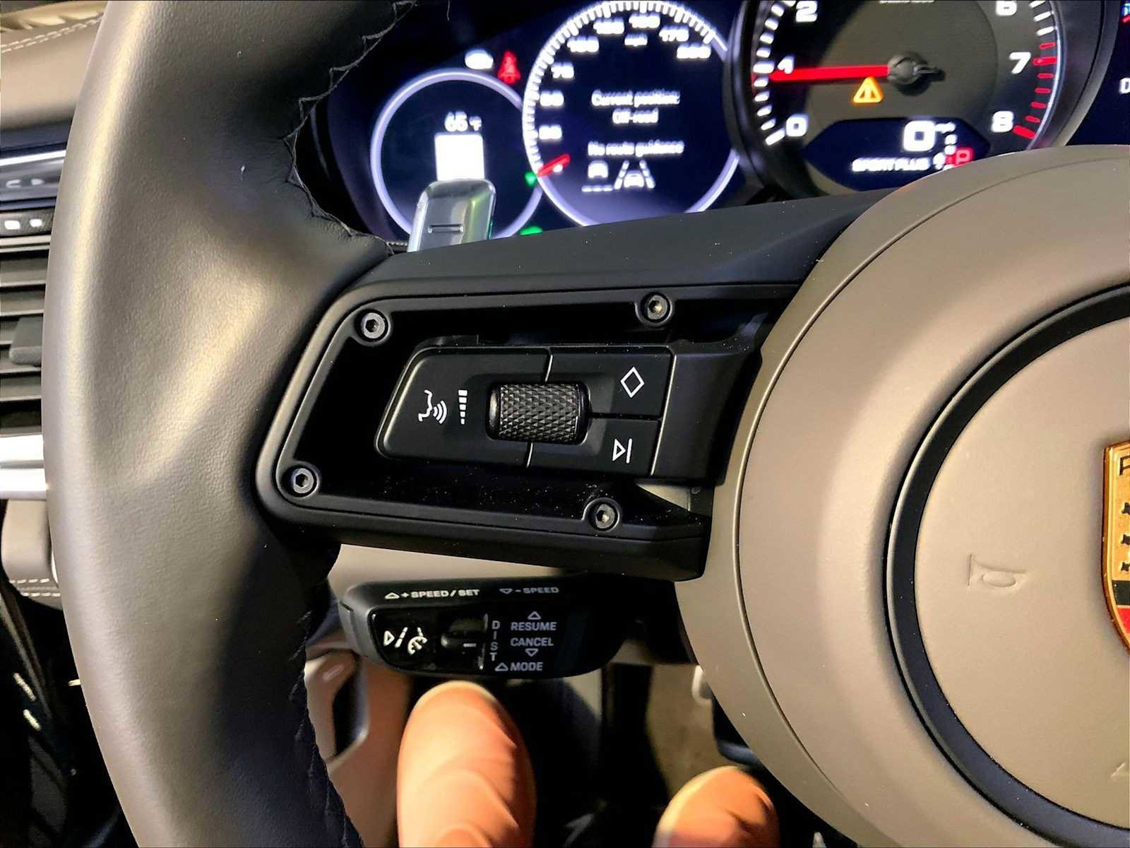 Certified 2023 Porsche Panamera 4S image 27