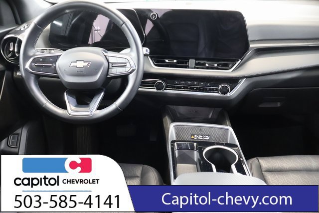 Used 2025 Chevrolet Equinox LT w/ Convenience Package II AWD/4WD image 14