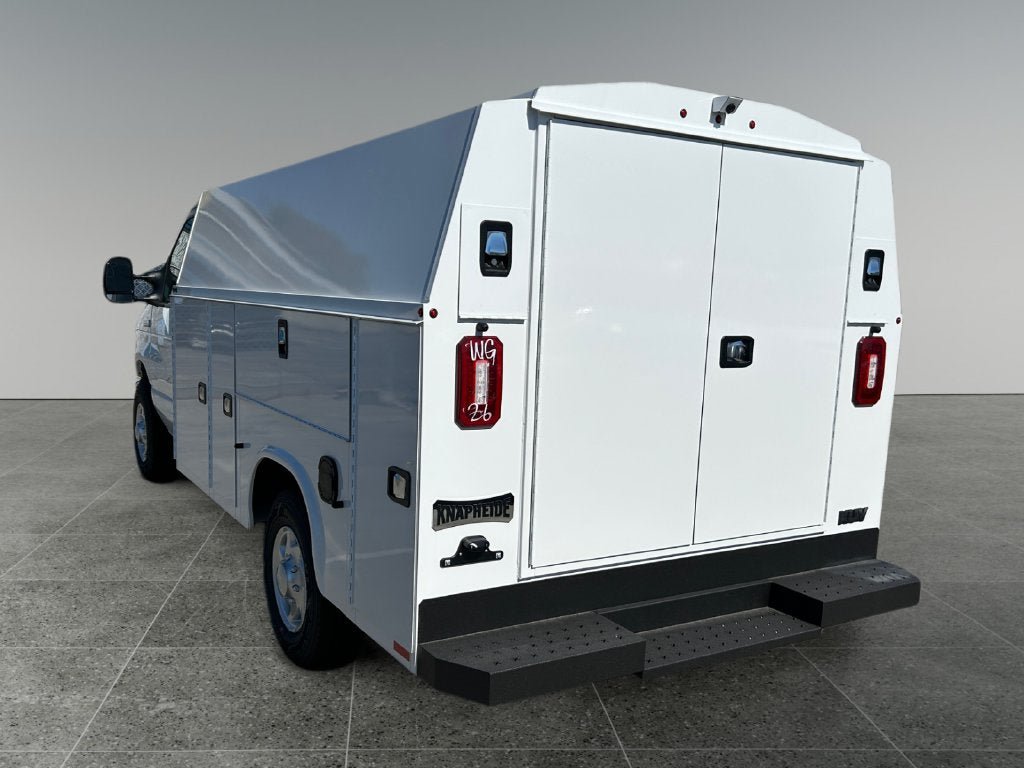 New 2026 Ford E-350 and Econoline 350 Super Duty w/ Power Equipment Group RWD image 3