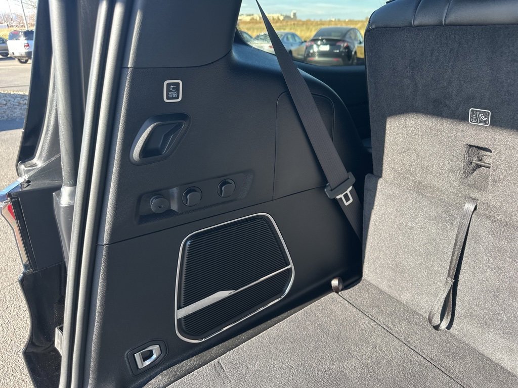 Used 2023 Jeep Wagoneer Base image 28