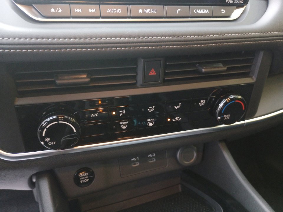 Used 2026 Nissan Rogue S image 18