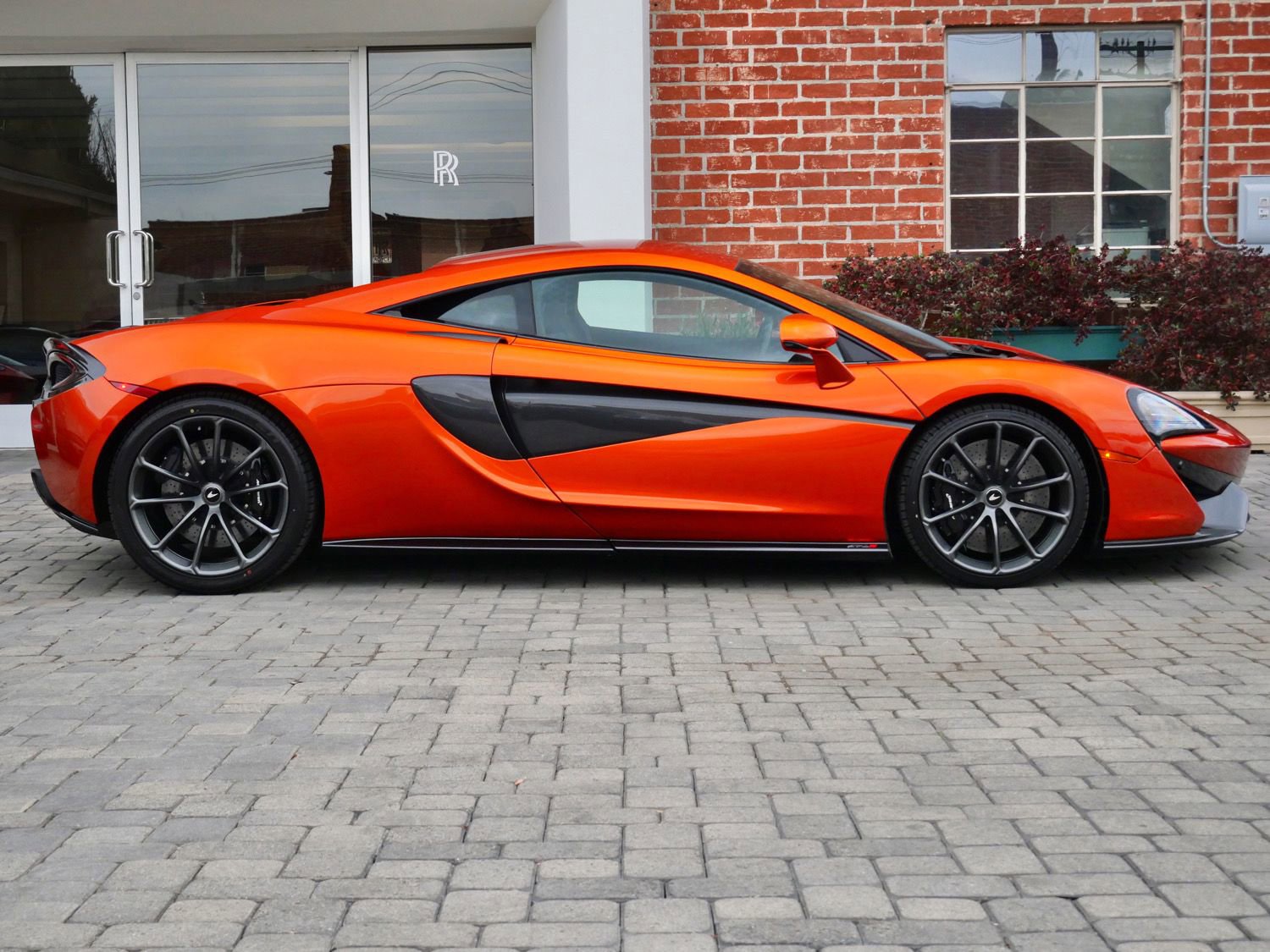 Used 2019 McLaren 570S Coupe image 3