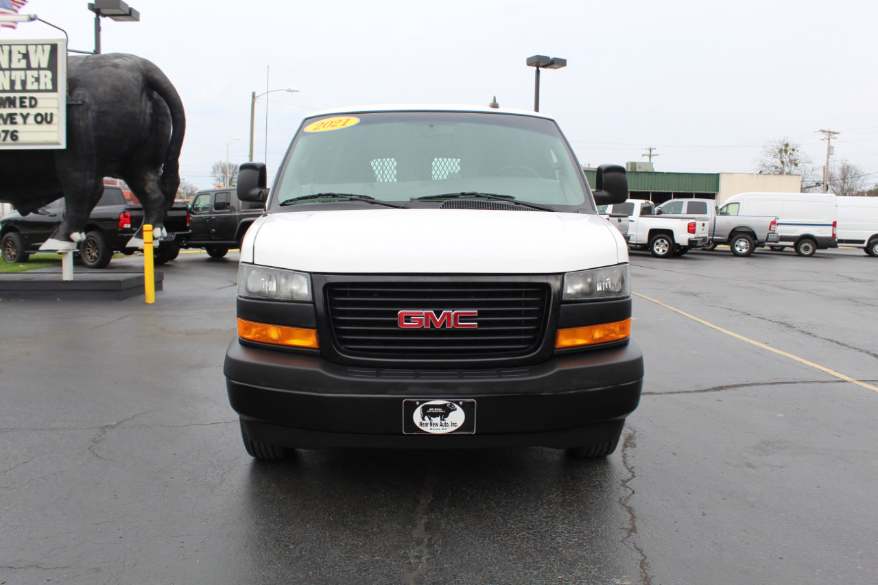 Used 2021 GMC Savana 2500 RWD 2500 135 image 2