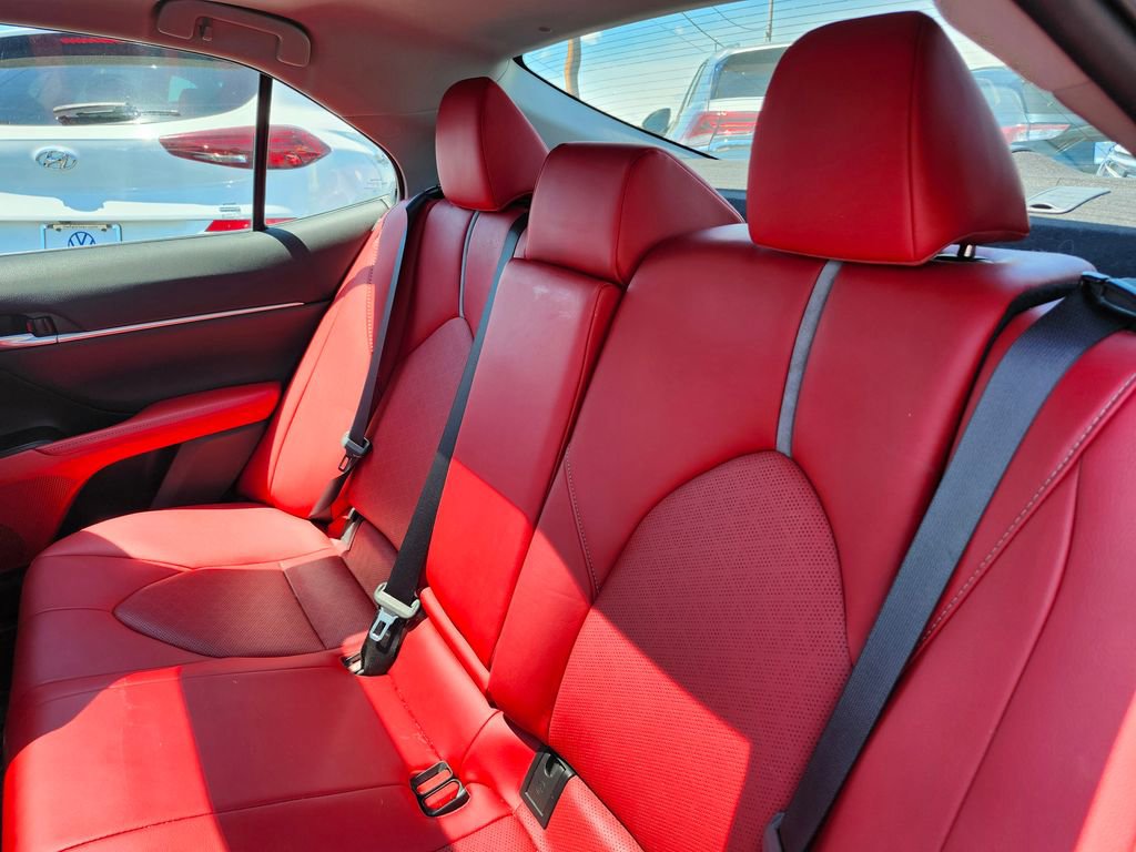 Used 2020 Toyota Camry XSE AWD/4WD image 9