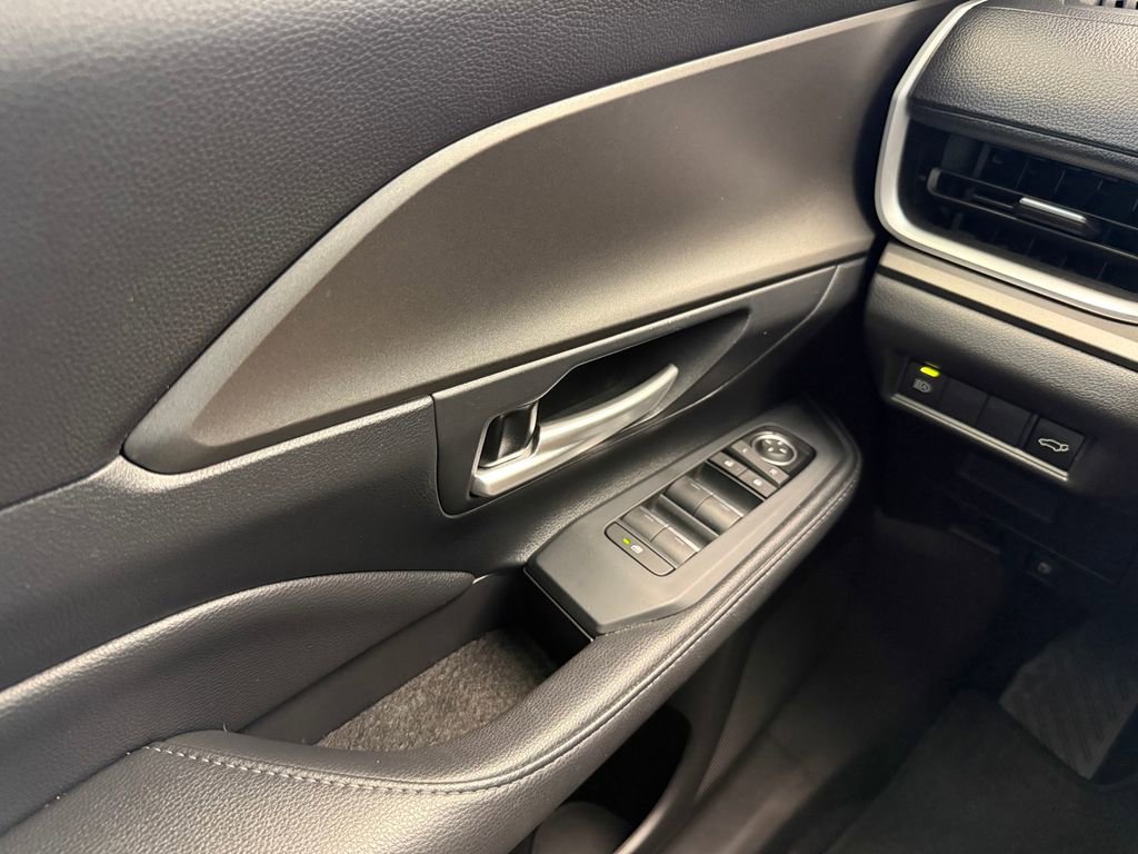 Used 2024 Toyota Grand Highlander XLE image 24