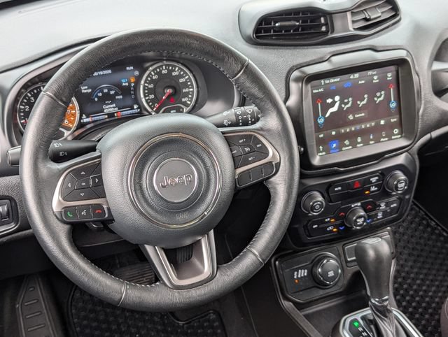 Used 2022 Jeep Renegade Latitude w/ Convenience Group AWD/4WD image 12