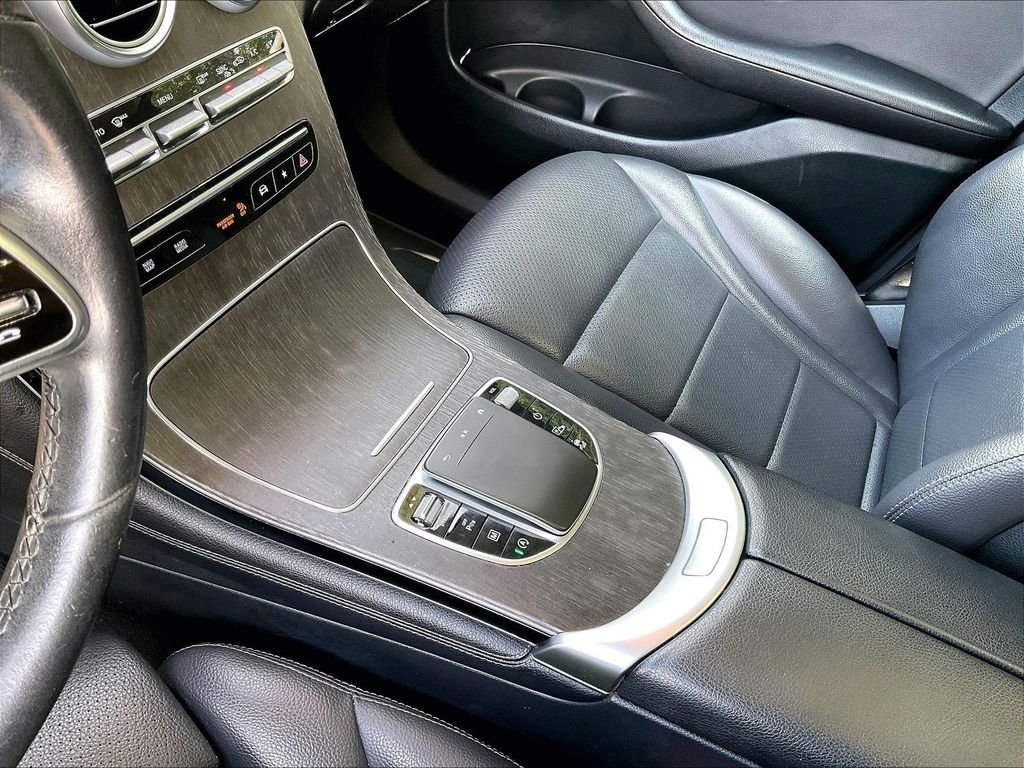 Used 2021 Mercedes-Benz GLC 300 4MATIC image 20