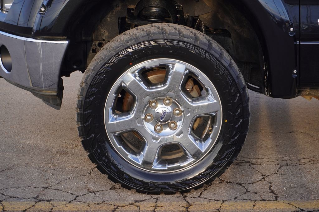 Used 2014 Ford F150 XLT w/ Equipment Group 302A Luxury image 10