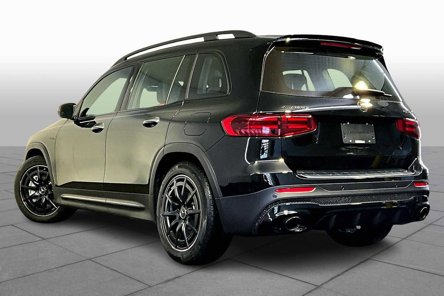 New 2026 Mercedes-Benz GLB 35 AMG 4MATIC image 3