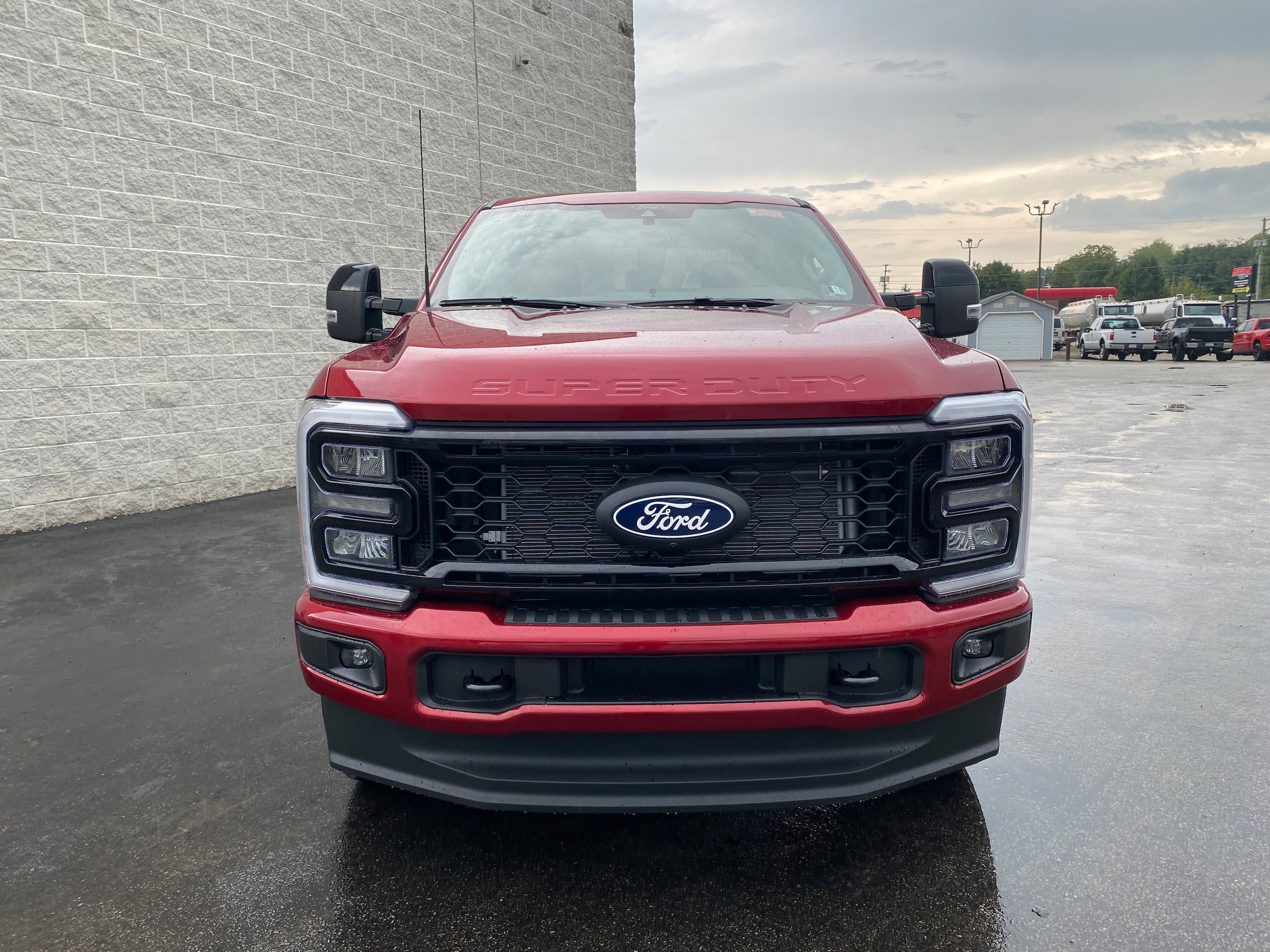 New 2027 Ford F250 Lariat w/ Black Appearance Package AWD/4WD image 13