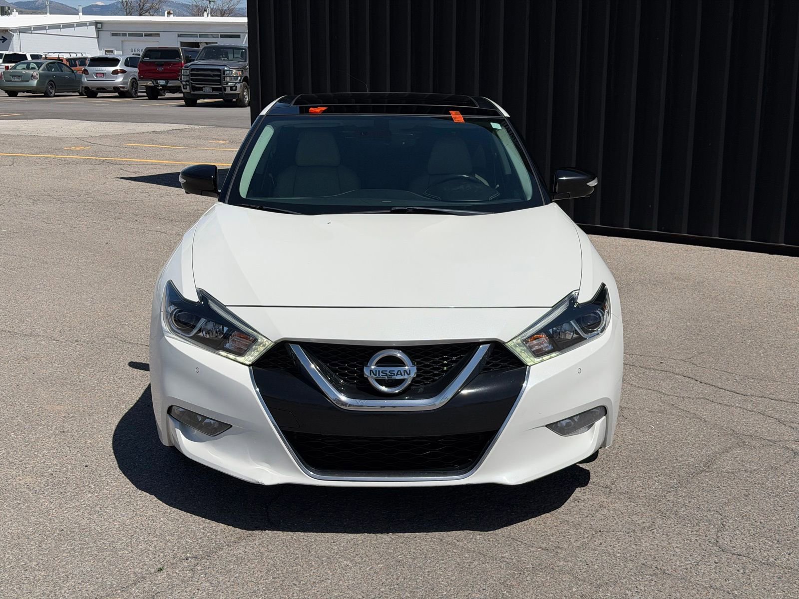 Used 2018 Nissan Maxima Platinum FWD image 3