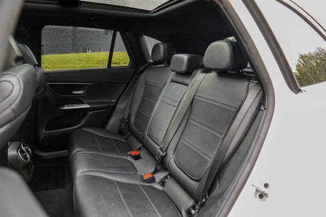 Used 2023 Mercedes-Benz GLC 300 image 39