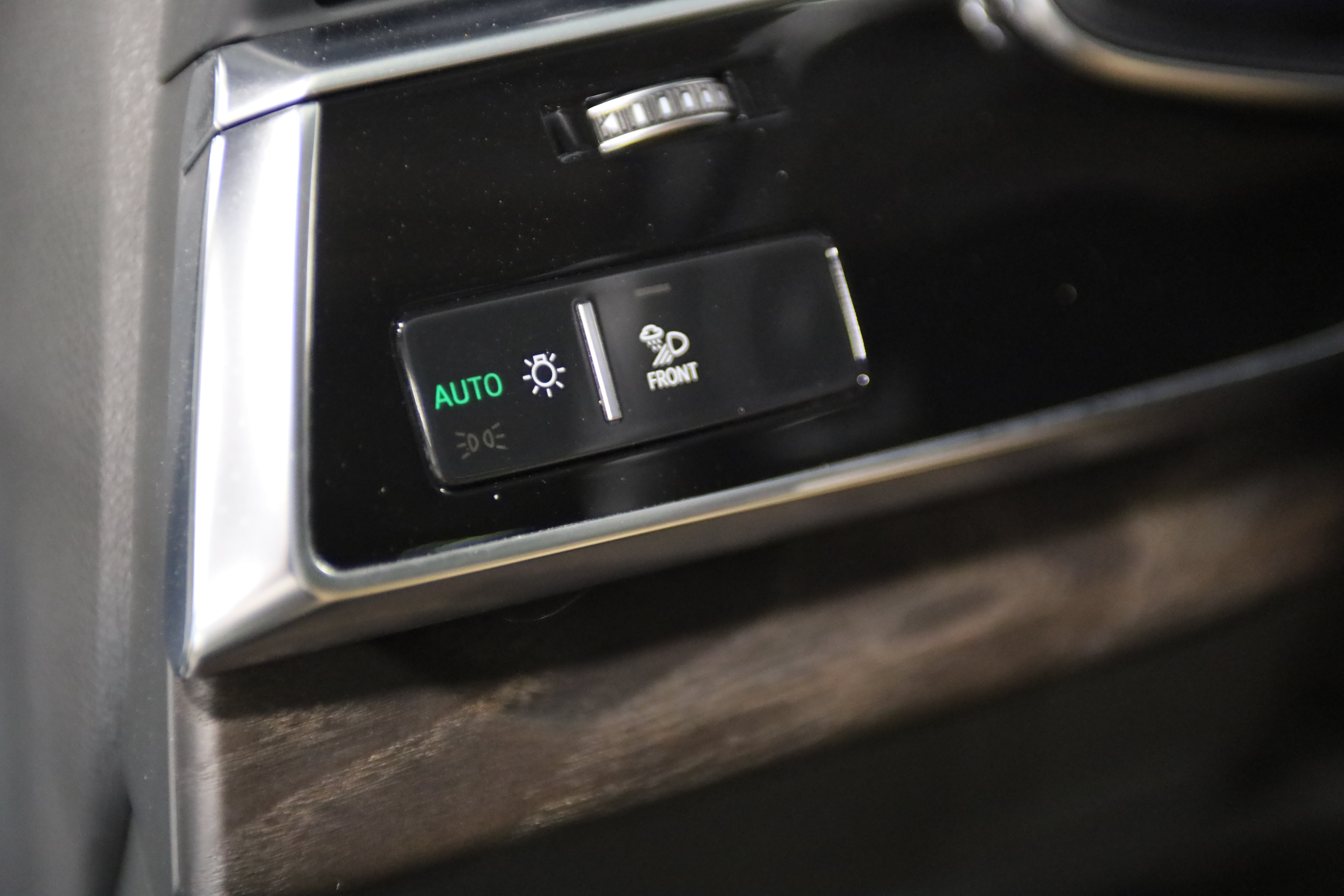 Used 2019 Audi Q8 Prestige AWD/4WD image 19