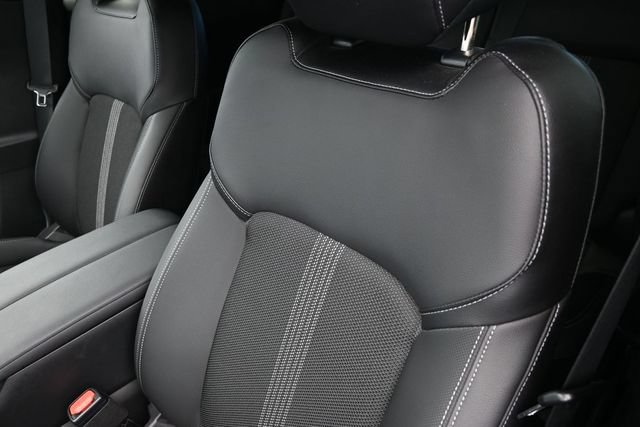 Used 2025 MAZDA CX-50 AWD 2.5 S w/ Weather Package image 18