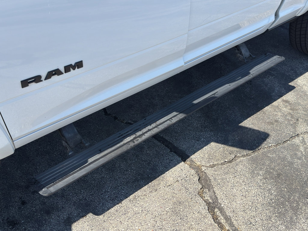 Used 2022 RAM 2500 Laramie AWD/4WD image 9