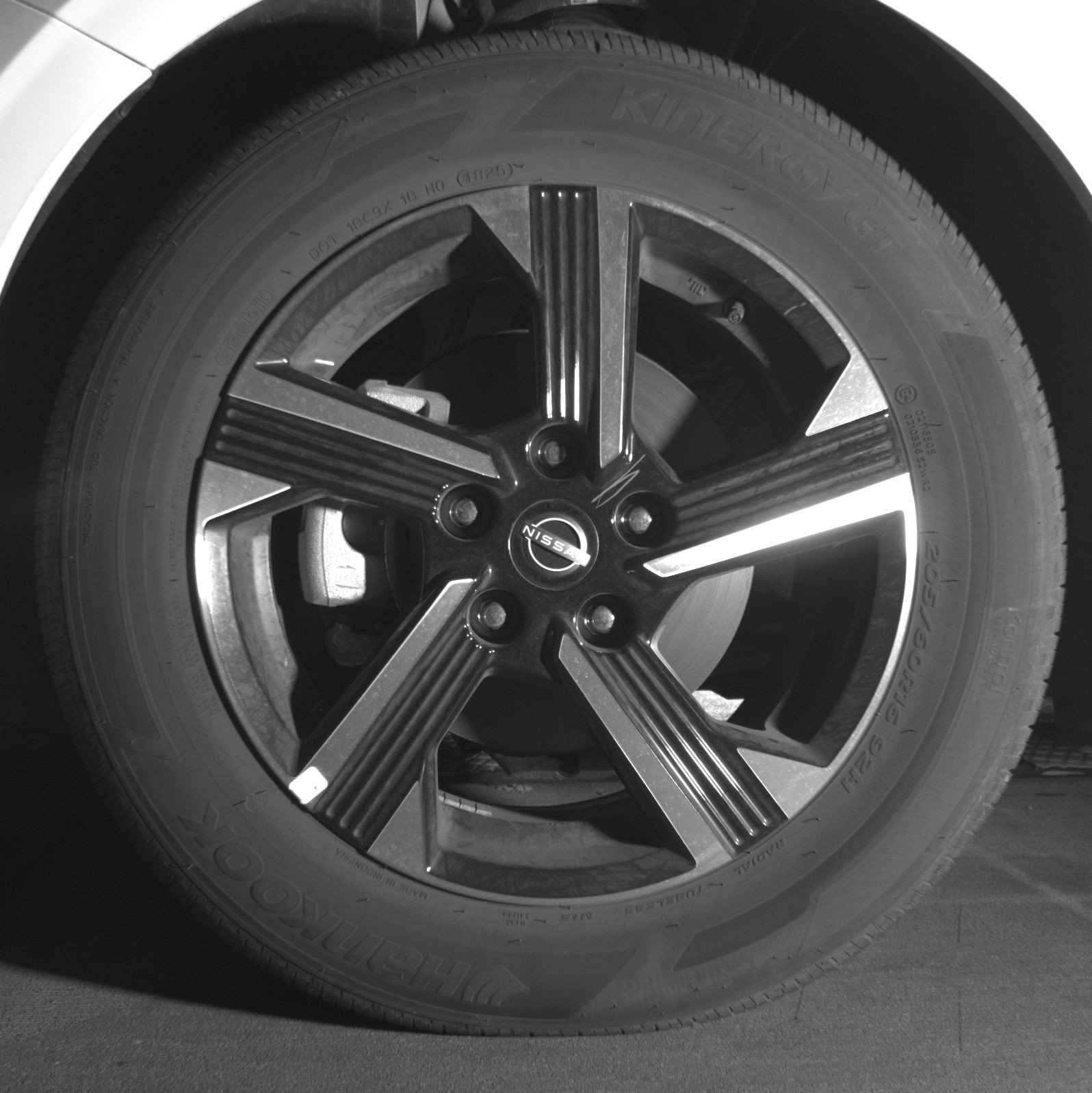 Used 2025 Nissan Sentra SV image 12