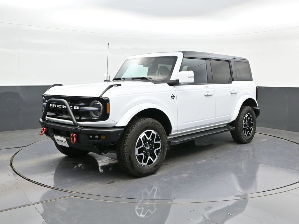 Used 2023 Ford Bronco Outer Banks image 32