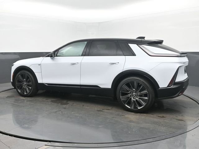 New 2026 Cadillac Lyriq Signature Sport image 3