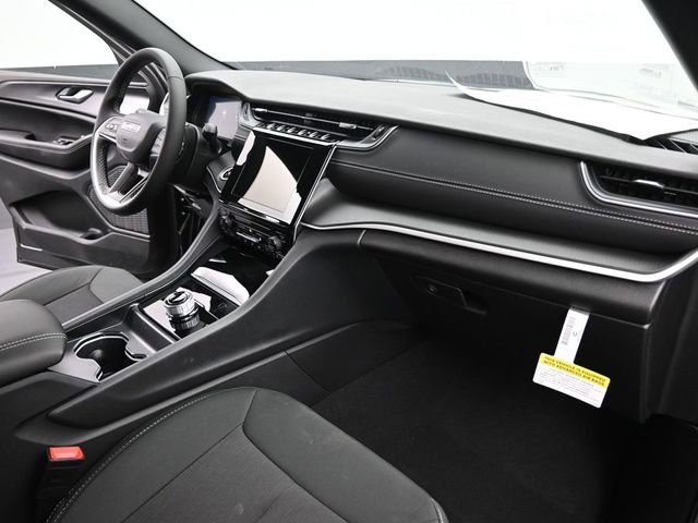 New 2026 Jeep Grand Cherokee L Laredo w/ MOPAR Finishing Package image 28